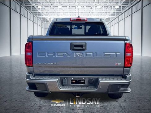 Used 2022 Chevrolet Colorado Z71 AWD/4WD image 3