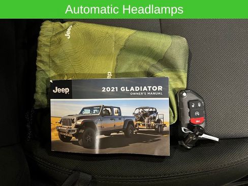 Used 2021 Jeep Gladiator Sport AWD/4WD image 41