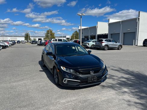 Used 2019 Honda Civic EX image 2