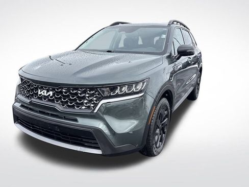 Used 2023 Kia Sorento S image 8
