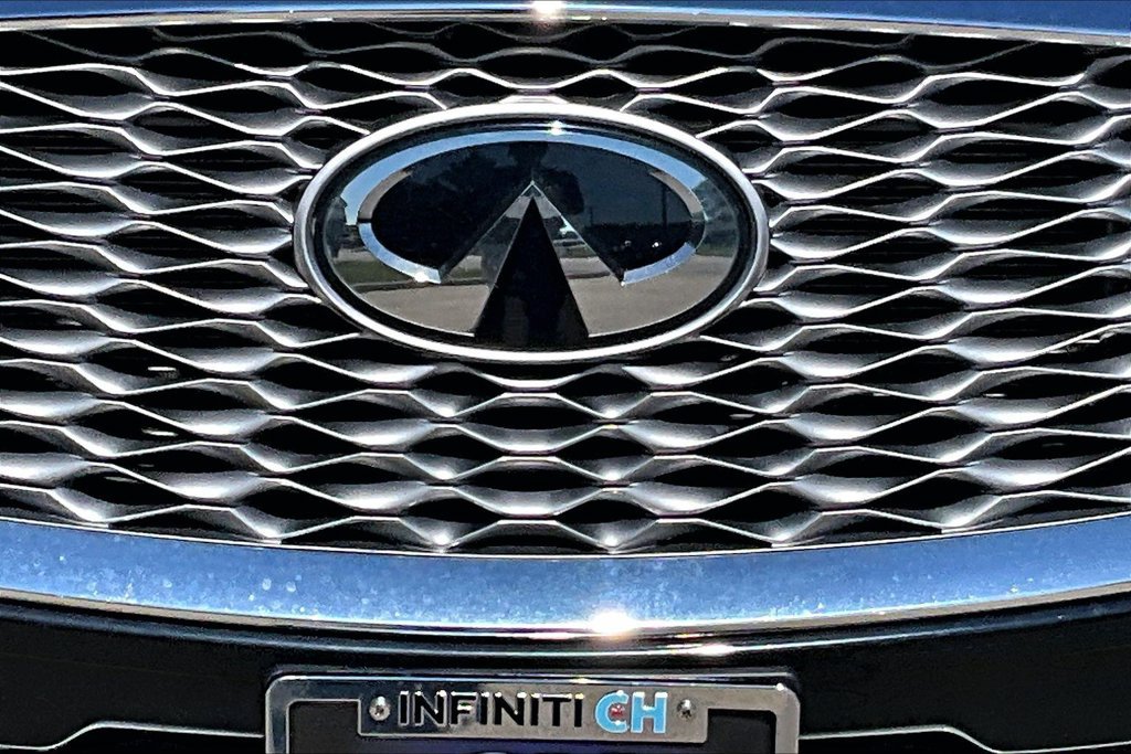 Certified 2023 INFINITI QX55 Luxe w/ Cargo Package AWD/4WD image 12