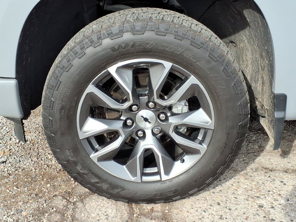 Used 2024 Chevrolet Silverado 1500 RST w/ All Star Edition Plus AWD/4WD image 9