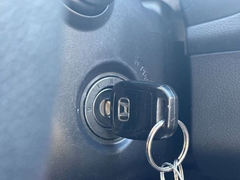 Used 2020 Honda HR-V LX image 23