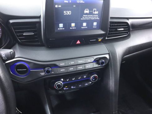 Used 2019 Hyundai Veloster 2.0 FWD image 15