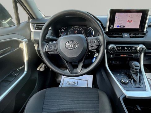 Used 2024 Toyota RAV4 LE AWD/4WD image 8