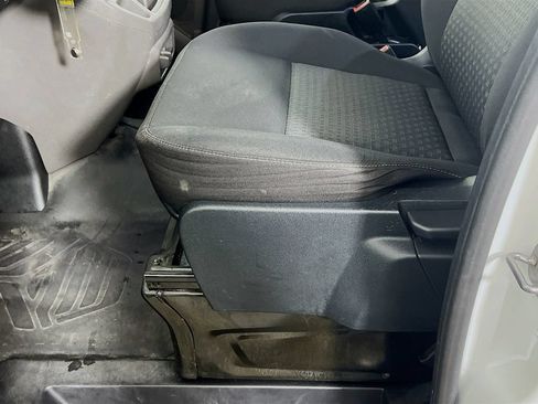 Used 2022 Ford Transit 250 Low Roof AWD image 18