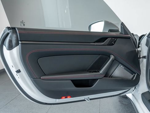 Certified 2026 Porsche 911 Carrera GTS RWD image 12