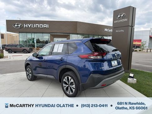 Used 2021 Nissan Rogue SV FWD image 13