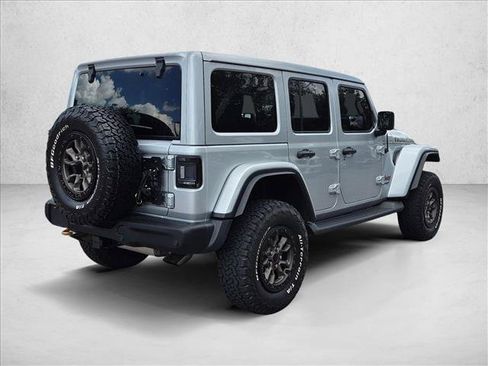 Used 2022 Jeep Wrangler Unlimited Rubicon w/ Trailer Tow Package AWD/4WD image 5