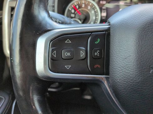 Used 2019 RAM 1500 Laramie AWD/4WD image 25