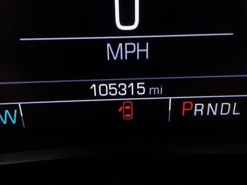 Used 2018 Chevrolet Malibu LT FWD image 18