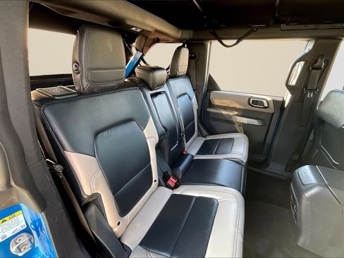 Used 2022 Ford Bronco Wildtrak image 17