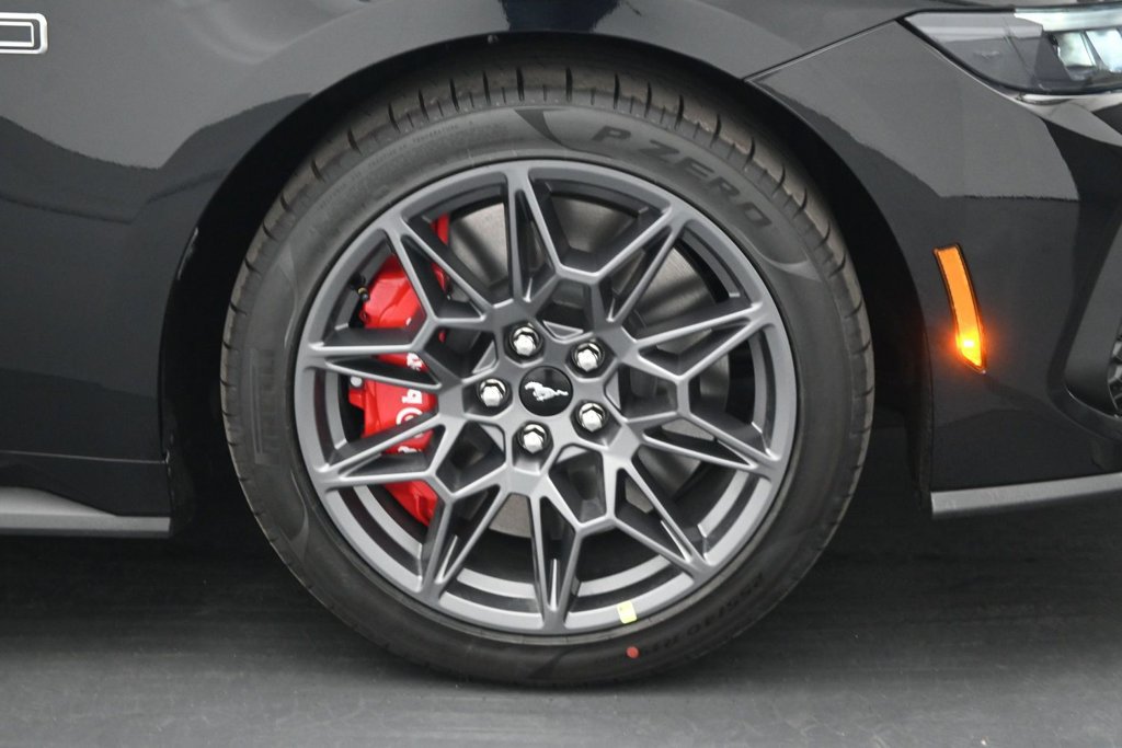 New 2026 Ford Mustang GT Premium w/ GT Performance Package RWD image 21