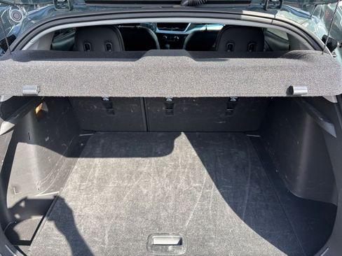 Used 2025 Chevrolet Trax LT image 30