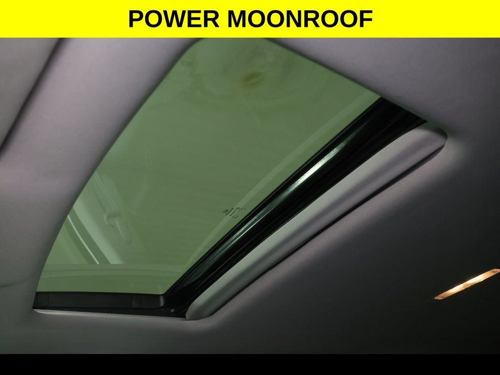 Used 2022 Honda Pilot Special Edition image 3