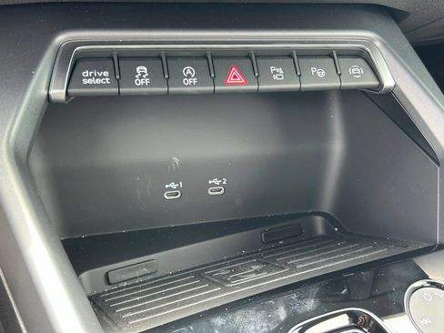 Used 2025 Audi A3 2.0T Premium w/ Convenience Package AWD/4WD image 34
