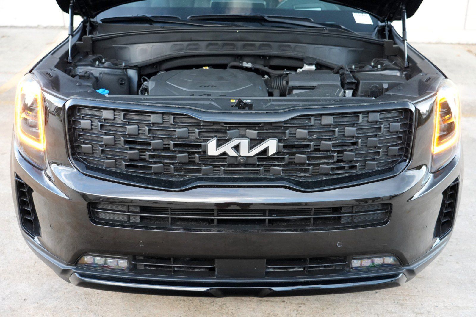 Used 2022 Kia Telluride SX w/ SX Prestige Package AWD/4WD image 8
