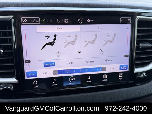 Used 2024 Chrysler Pacifica Touring-L FWD image 21