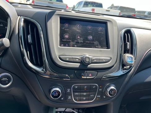 Used 2022 Chevrolet Equinox RS w/ LPO, Floor Liner Package FWD image 5
