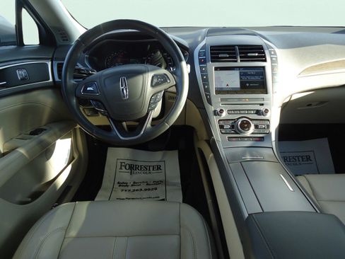 Used 2018 Lincoln MKZ Select w/ Technology Package image 12