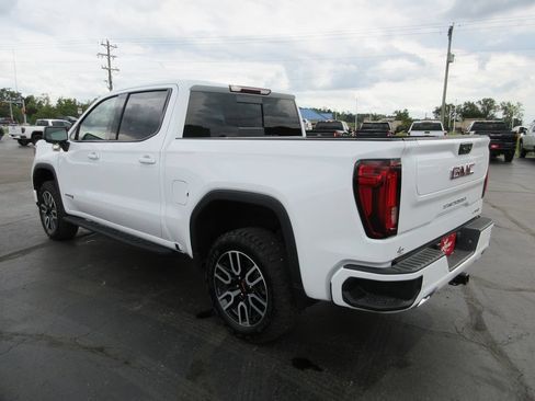 Used 2026 GMC Sierra 1500 AT4 w/ AT4 Premium Package AWD/4WD image 9