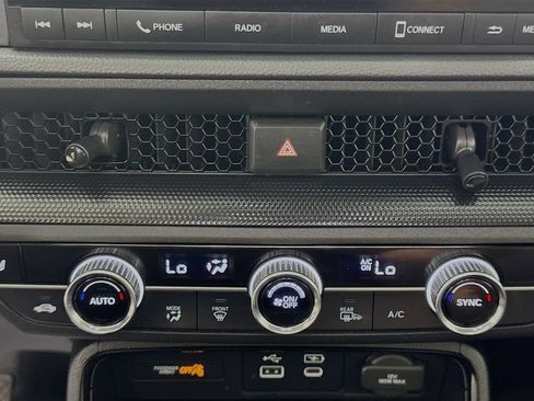Used 2024 Honda CR-V EX image 17