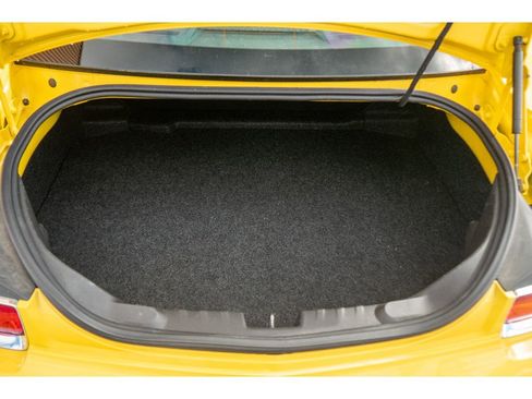 Used 2010 Chevrolet Camaro SS RWD image 23