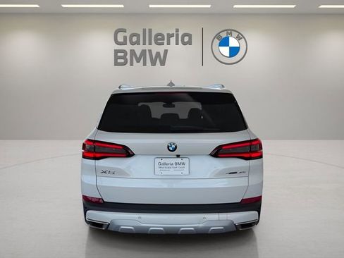 Used 2023 BMW X5 sDrive40i w/ Premium Package image 9