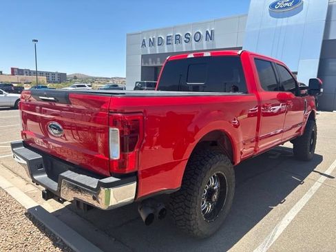 Used 2019 Ford F250 Lariat w/ Lariat Ultimate Package AWD/4WD image 4