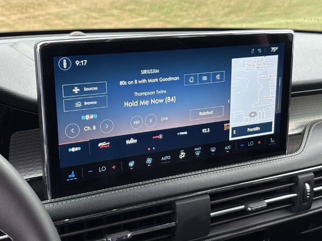 Certified 2023 Lincoln Corsair AWD w/ Equipment Group 101A image 33