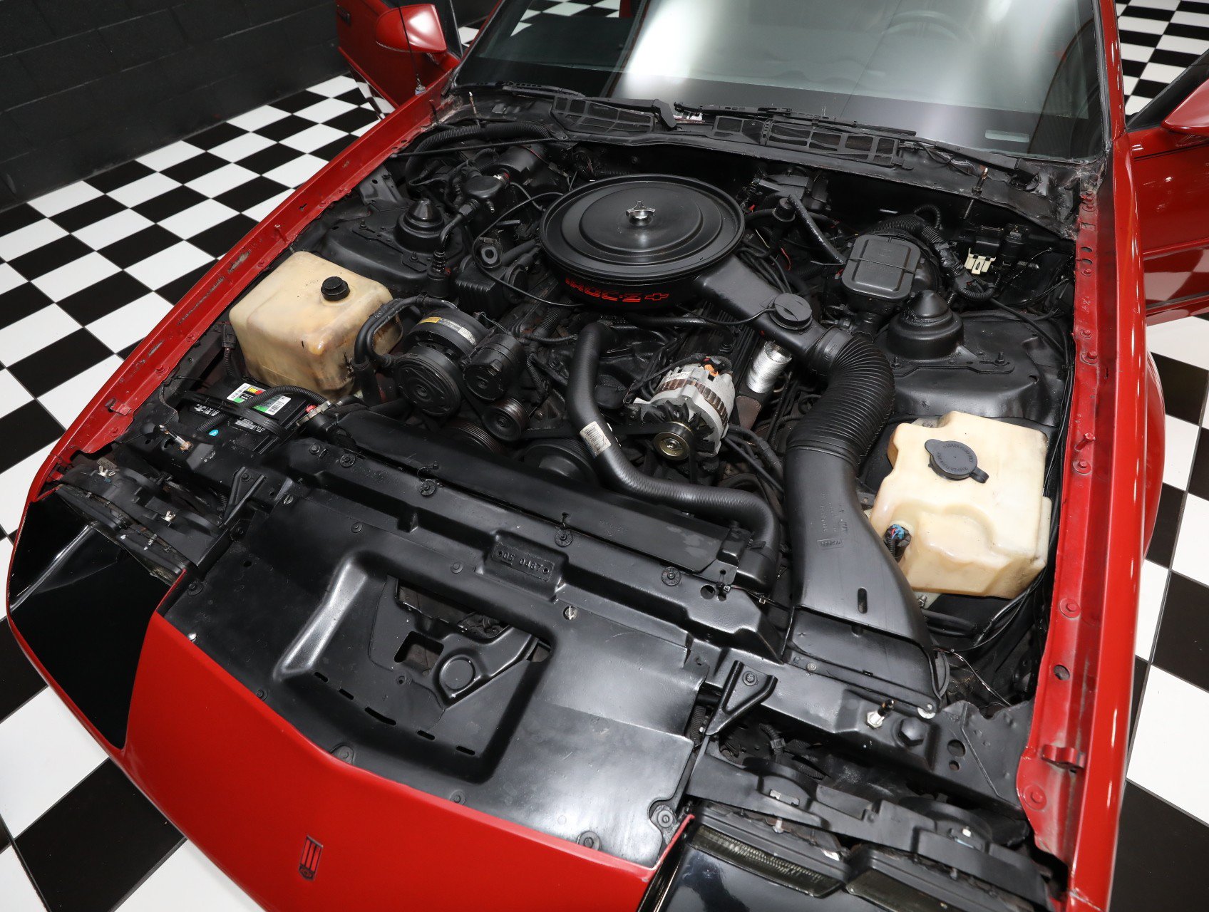 Used 1989 Chevrolet Camaro IROC-Z RWD image 2