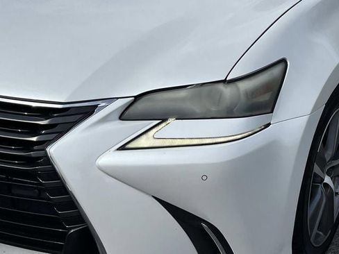 Used 2017 Lexus GS 350 image 10