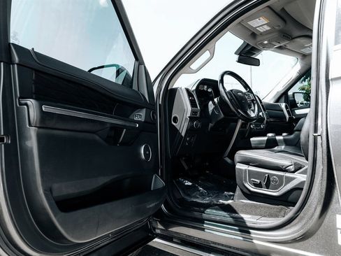 Used 2019 Ford Expedition Max Platinum AWD/4WD image 24