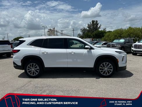 New 2026 Buick Enclave Preferred FWD image 8