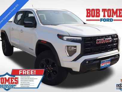 Used 2025 GMC Canyon Elevation w/ Convenience Package
