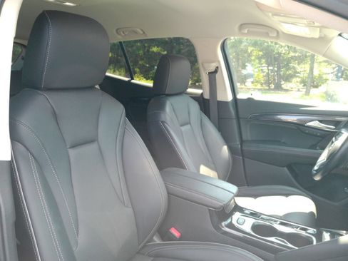 Certified 2023 Buick Envision Essence FWD image 17