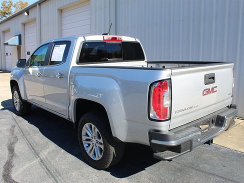 Used 2019 GMC Canyon SLT w/ Driver Alert Package image 4