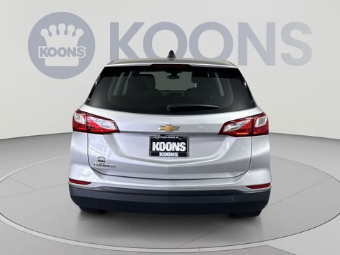 Used 2021 Chevrolet Equinox LS FWD image 5