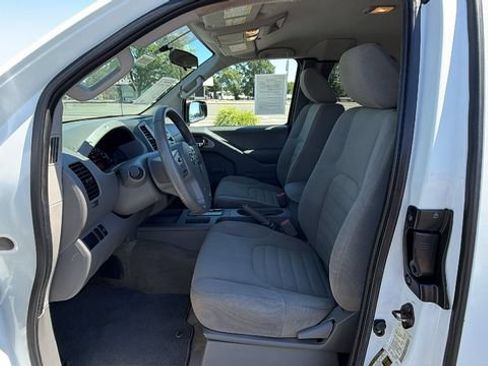 Used 2015 Nissan Frontier S RWD image 30