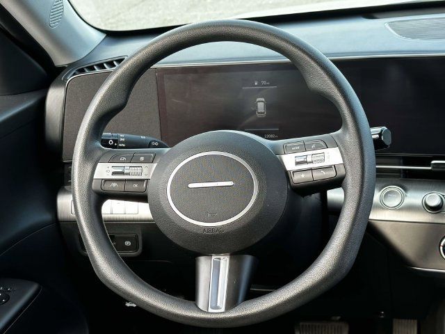 Used 2024 Hyundai Kona SE FWD image 21