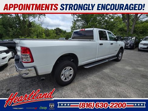 Used 2022 RAM 2500 Tradesman w/ Chrome Appearance Group AWD/4WD image 8