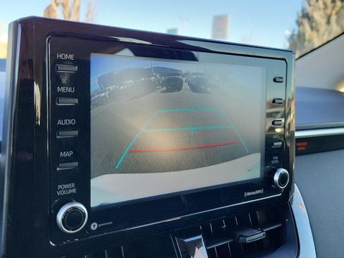 Used 2022 Toyota Corolla LE w/ Carpet Mat Package (TMS) image 21