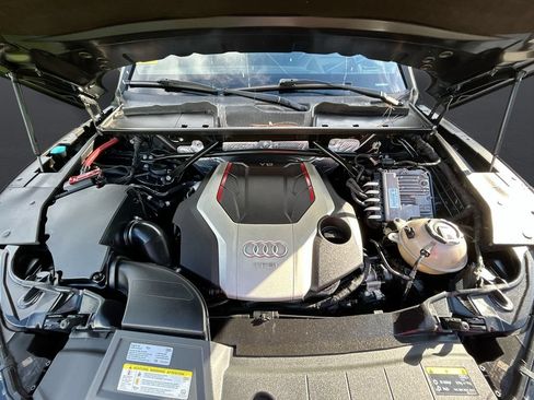 Used 2018 Audi SQ5 Prestige w/ Prestige Package AWD/4WD image 34