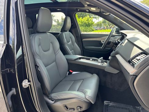 Certified 2024 Volvo XC90 T8 Ultimate image 10