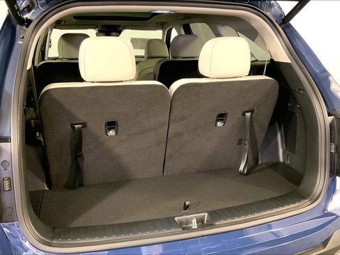 Used 2024 Kia Sorento SX image 4