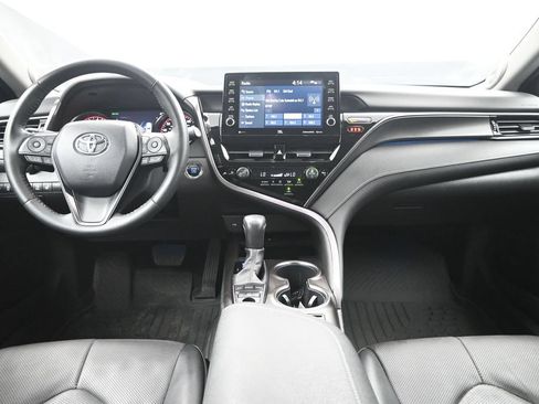 Used 2023 Toyota Camry XSE w/ Navigation Package FWD image 32