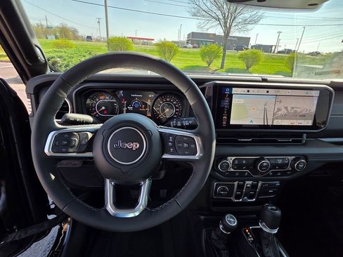 New 2026 Jeep Wrangler Sahara image 15