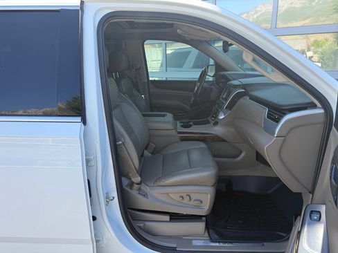 Used 2015 GMC Yukon XL SLT w/ Open Road Package AWD/4WD image 50