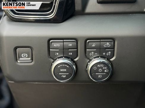 Used 2024 GMC Sierra 1500 AT4 w/ Technology Package image 22