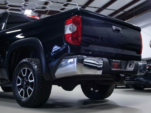 Used 2015 Toyota Tundra SR5 w/ TRD Off Road Package image 17